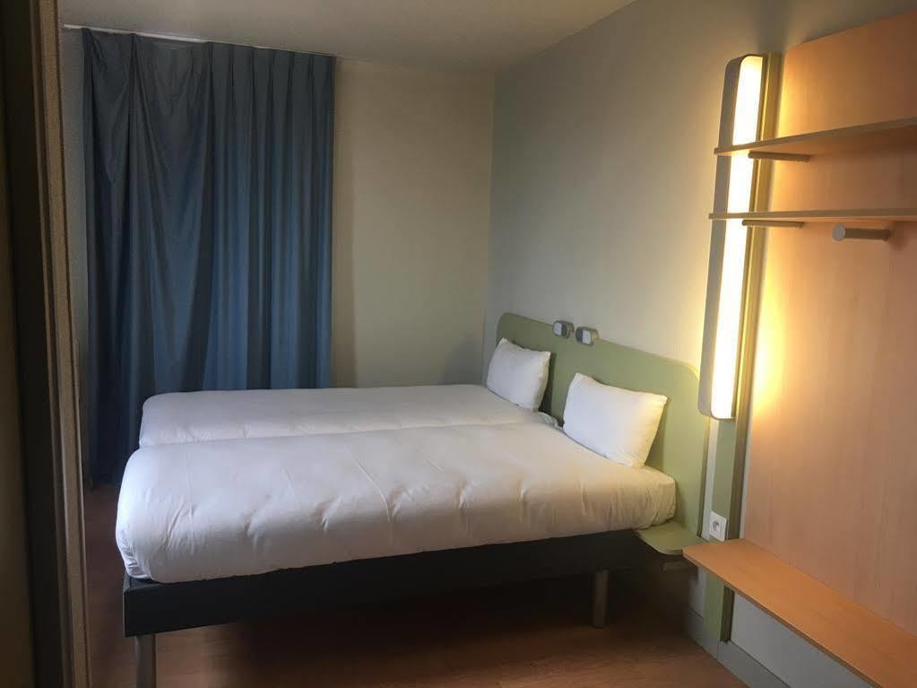 Ibis Budget Bobigny Pantin Екстериор снимка