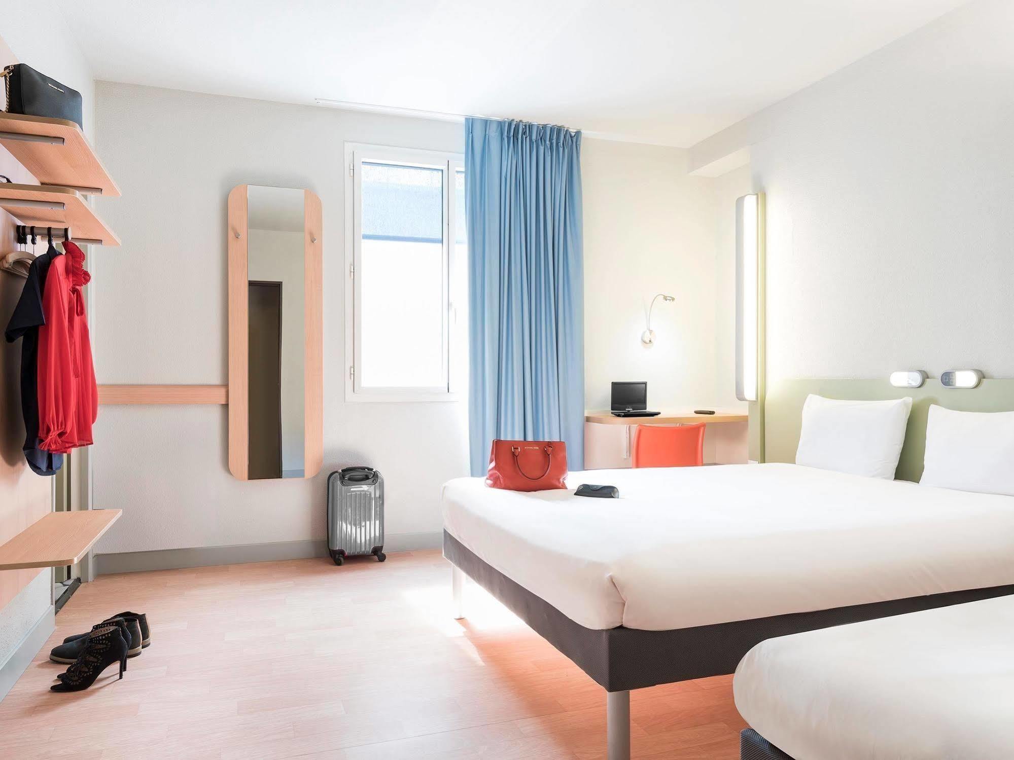 Ibis Budget Bobigny Pantin Екстериор снимка